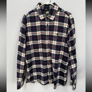 Roots Plaid Button Down Shirt in Navy and White in Medium